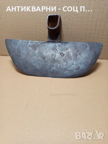 Соц Стара Ръчно Кована Мотика Сърп и Чук Тегло 1.2кг Номер/7/.