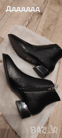 Продавам дамски боти 