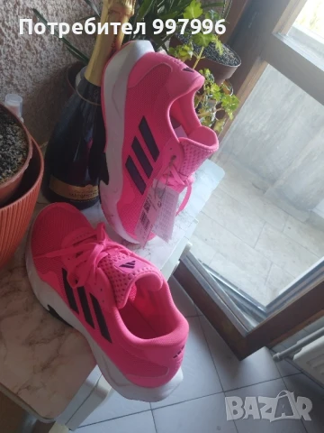 Оригинални маратонки ADIDAS - 40 2/3, снимка 3 - Маратонки - 51308392
