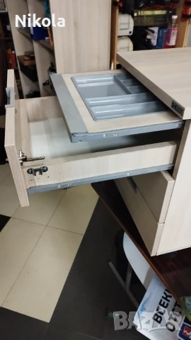 Шкафче за бюро на колела - контейнер със заключване 41,5/50/56см, снимка 10 - Шкафове - 50987035