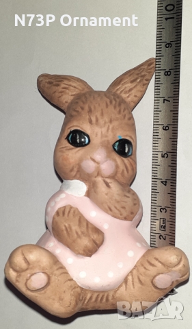 СЕДНАЛО СЛАДКО ЗАЙЧЕ.КЕРАМИКА.РЪЧНО РИСУВАНО. , снимка 6 - Колекции - 36099020