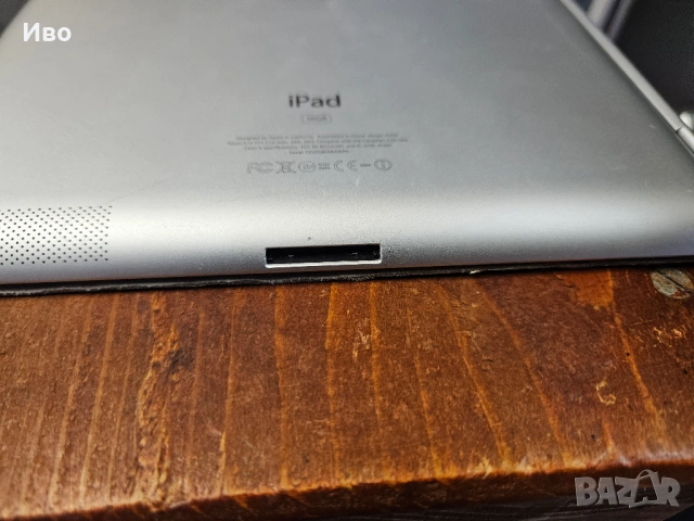 9,7" таблет Apple iPad 2 16GB, Wi-Fi, 9.7in - White (MC979LL/A) В отлично техническо и визуално съст, снимка 10 - Таблети - 53559214