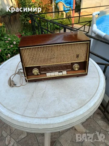 Лампово радио "Grundig" работещо