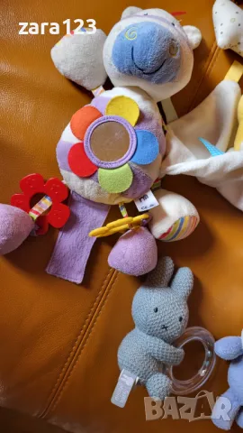 Лот бебешки играчки, снимка 10 - Дрънкалки и чесалки - 47757493