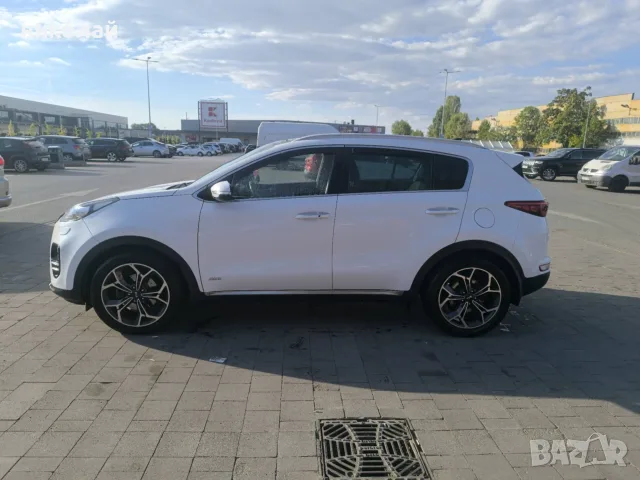 Kia Sportage 2,0 CDTI, снимка 4 - Автомобили и джипове - 56074096