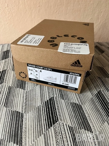 Adidas детски маратонки, снимка 9 - Детски маратонки - 53491505