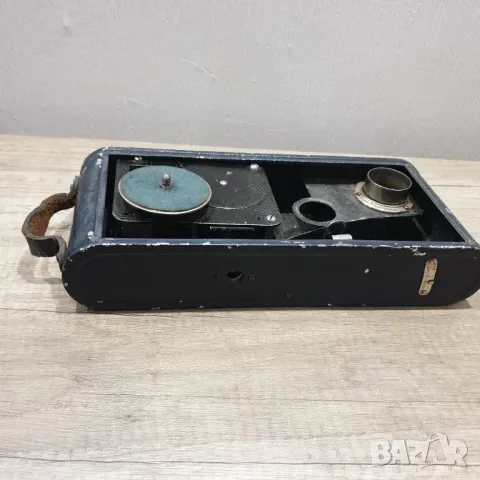 Преносим швейцарски грамофон Colibri с форма на фотоапарат , снимка 8 - Антикварни и старинни предмети - 49519544