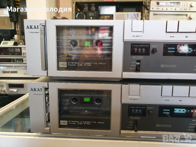Касетен дек AKAI CS-F110 В отлично техническо и визуално състояние. Наличен само долният, горният де, снимка 3 - Декове - 51052513