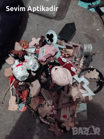 Кутии с различни стоки , снимка 11 - Колекции - 52087542