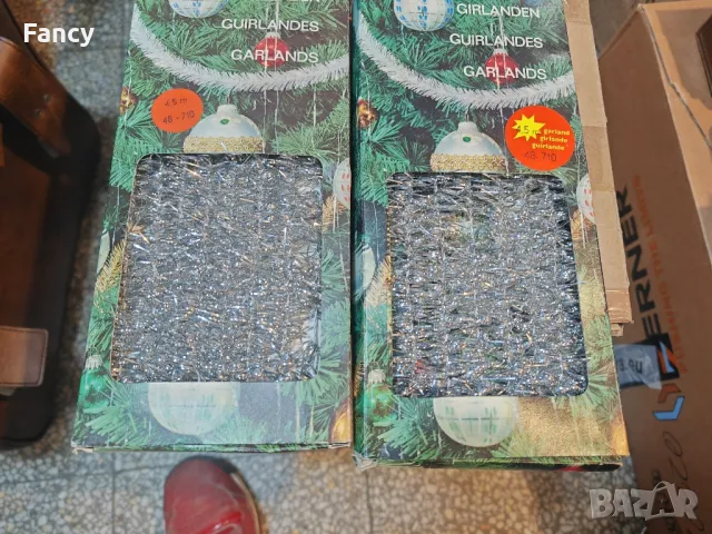 Стари гирлянди в кутии, снимка 6 - Колекции - 48264149