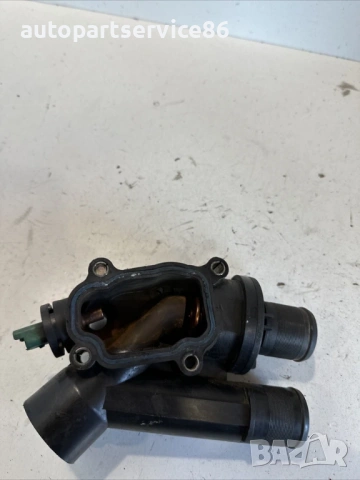 Корпус на термостат LHD за Peugeot 407 2.2 HDI (2007), снимка 3 - Части - 53736104