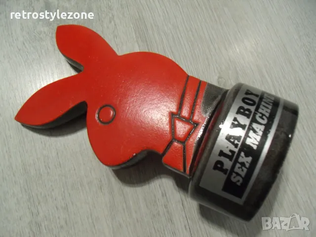 № 7712 керамична фигура - сувенир - PLAYBOY   - размер - височина 28 см , диаметър 8,5 см , снимка 2 - Други ценни предмети - 47454991