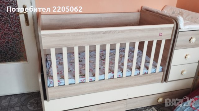 Комбинирано детско легло с 5 мини шкафчета, снимка 1 - Бебешки легла и матраци - 42478533