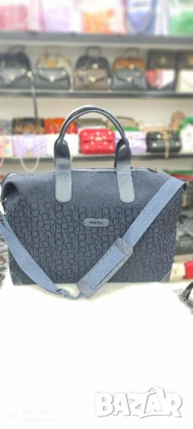 чанта calvin klein, снимка 2 - Чанти - 51458913