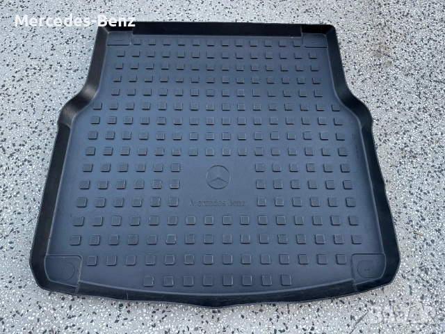 Оригинална стелка леген за багажник за Mercedes W 204 facelift 2012г КОМБИ, снимка 4 - Аксесоари и консумативи - 48296653