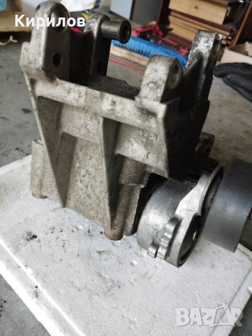 Стойка - планка за обтегач пистов ремък на Peugeot 607  2.2 HDi, снимка 4 - Части - 40839588