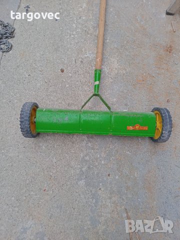 Ръчен градински аератор