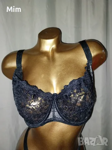 Kris 65 K Черен дантелен сутиен 