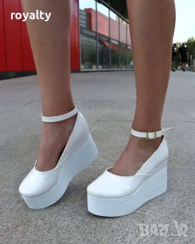 Обувки на платформа - Лак