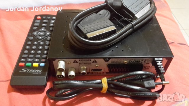 Цифров декодер, Приемник Strong 8113 за ефирна цифрова телевизия, снимка 2 - Приемници и антени - 42500141