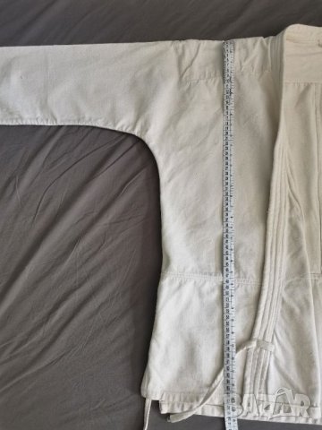 Кимоно за възрастен , снимка 4 - Спортна екипировка - 41972981