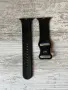 Дамска черна гумена каишка за Apple Watch с релефни детайли 🖤, снимка 4