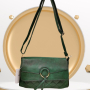 Стилна дамска чанта от еко к. с декорация от метален ринг, клъч закопчаване, снимка 1 - Чанти - 44617857