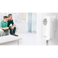 TP-Link TL-PA8010P KIT Powerline адаптор, снимка 3 - Мрежови адаптери - 40884586