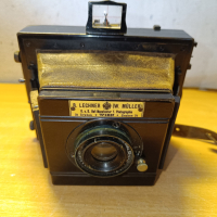 стар австрийски фотоапарат с плаки, снимка 1 - Антикварни и старинни предмети - 44657086