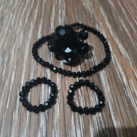 Черна гривна+3 пръстена NEW LOOK-6лв.ПРОМО, снимка 5 - Бижутерийни комплекти - 41244582