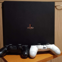Playstation 4 PRO 1TB, снимка 2 - PlayStation конзоли - 44751604