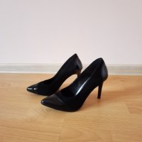 Елегантни обувки Lasocki, снимка 1 - Дамски елегантни обувки - 39044131