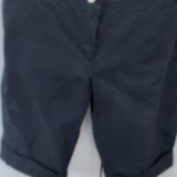 Дамски къс панталон, черен, талия едностр.46 см, дълж.55 см., снимка 1 - Къси панталони и бермуди - 40838040
