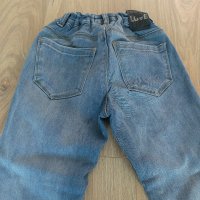 Детски дънки 7-8 години, снимка 3 - Детски панталони и дънки - 41633280