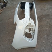 предна броня Форд Фиеста Ford Fiesta MK8 ST, снимка 2 - Части - 40066554