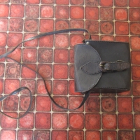 Италианска кожена чанта , снимка 1 - Чанти - 36036027