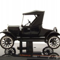 Ford Modell T Runabout 1925 - мащаб 1:43 на IXO моделът е нов в PVC дисплей-кейс, снимка 3 - Колекции - 40032741