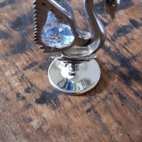 метален декоративен лебед CRAFTOCRAFT със Сваровски Swarovski кристали, снимка 2 - Статуетки - 41084533