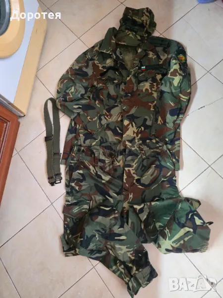 Военна комуфлажна униформа и колан, снимка 1