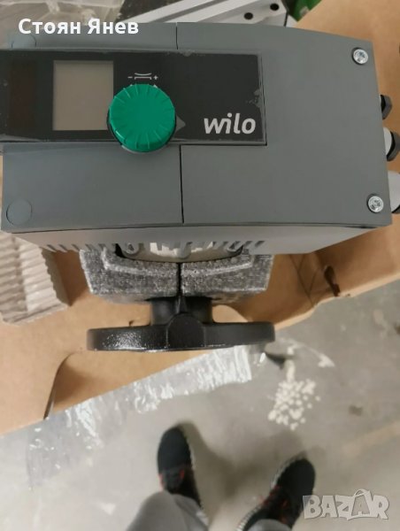 Циркулационна помпа Wilo Wilo Stratos 40/1-10, снимка 1