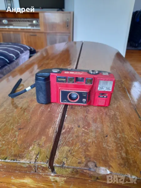 Стар фотоапарат Toma, снимка 1