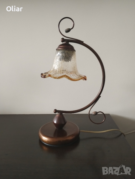 Красива  лампа с абажур от стъкло.
 , снимка 1