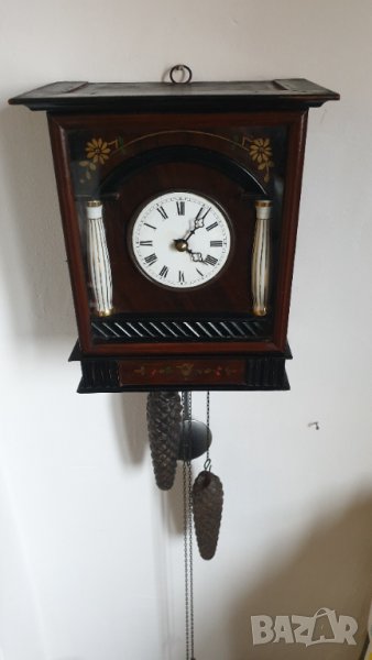 Стенен часовник Бидермайер Шварцвалд - дърво, порцелан, снимка 1