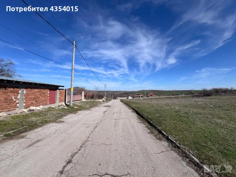 УПИ 3800м2, снимка 1