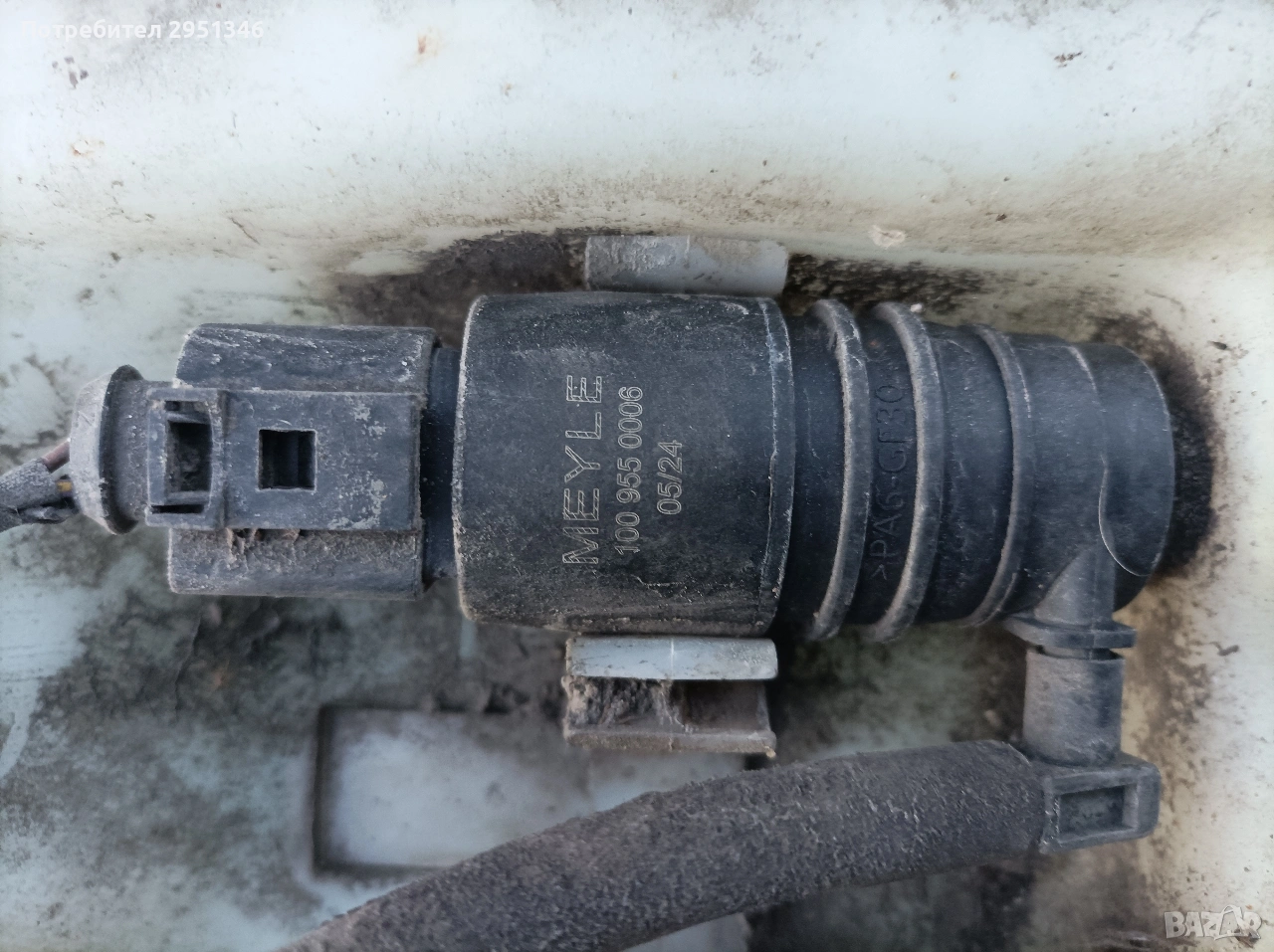 Помпа предно стъкло Мерцедес ЦЛК Mercedes CLK W209, снимка 1