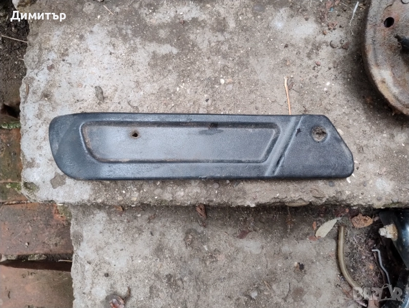 Пластмаса Лява Седалка За Москвич 412 / Moskvich 412, снимка 1