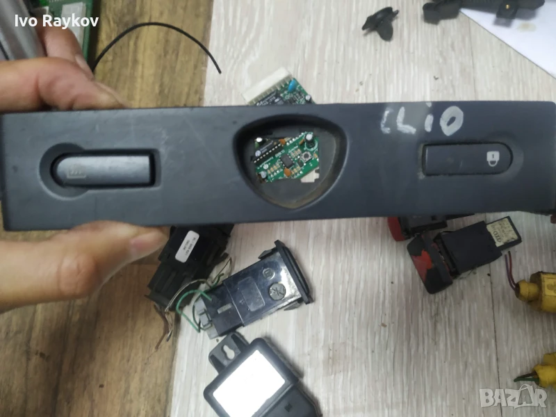 Панел бутони за Renault Clio , подгрев, заключване, снимка 1
