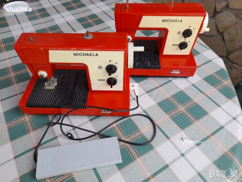 PIKO DDR Шевна Машина НЕМСКА Пико - 2 бр, снимка 1