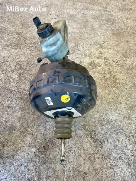 Серво усилвател с казанче Фолксваген Голф 5 VW Golf, снимка 1