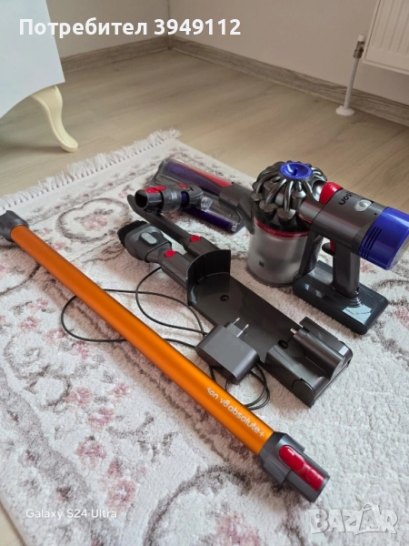 Dyson V8, снимка 1